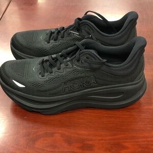 Women’s Sz 10.5 Hoka Bondi 9 Black Running Shoes